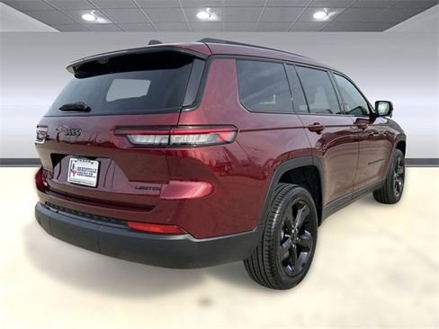 New 2025 Jeep Grand Cherokee L Limited w/ Luxury Tech Group II image 8
