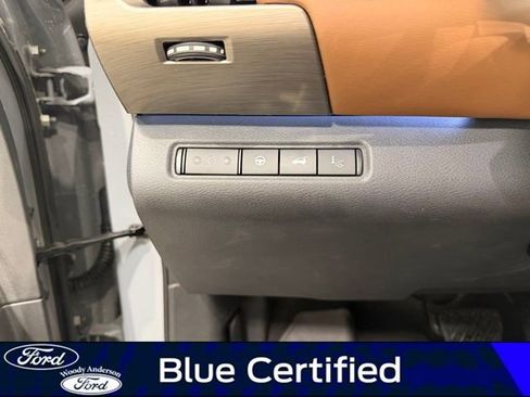 Used 2023 Nissan Pathfinder Platinum AWD/4WD image 21