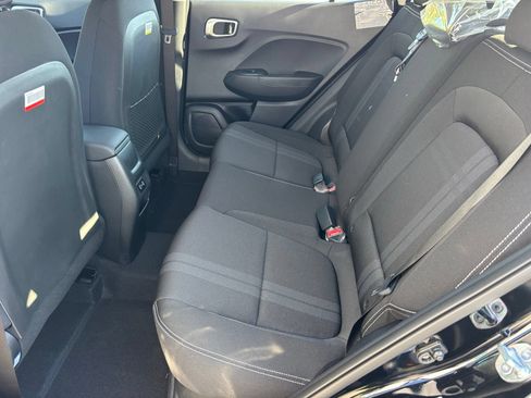 Used 2026 Hyundai Venue SEL FWD image 13