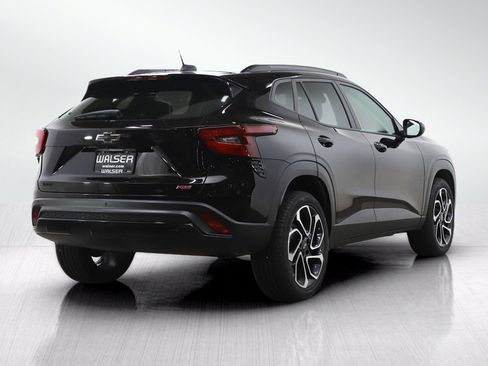 Used 2024 Chevrolet Trax RS FWD image 6