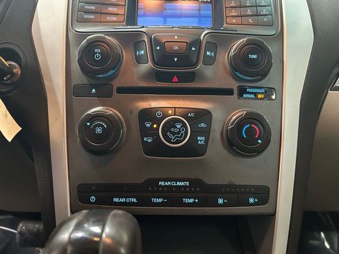 Used 2014 Ford Explorer 4WD image 20