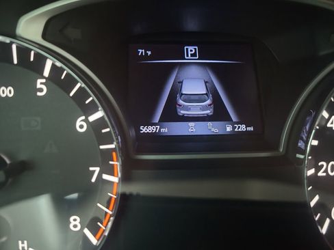 Used 2020 Nissan Pathfinder SV FWD image 30