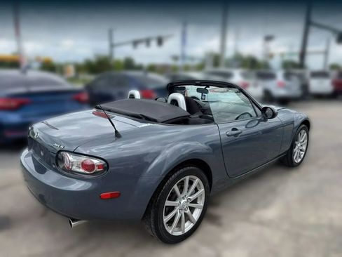 Used 2008 MAZDA MX-5 Miata Touring image 6