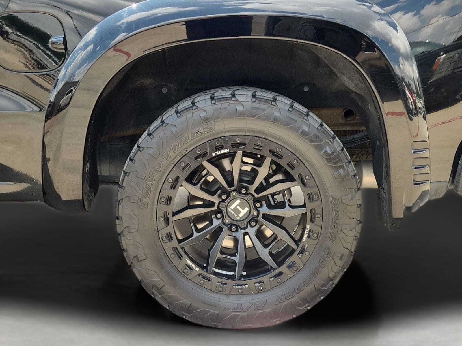 Used 2022 Chevrolet Silverado 1500 High Country AWD/4WD image 34