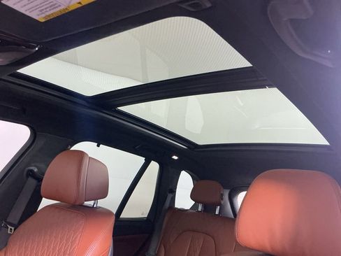 Certified 2022 BMW X5 M50i w/ Executive Package image 25