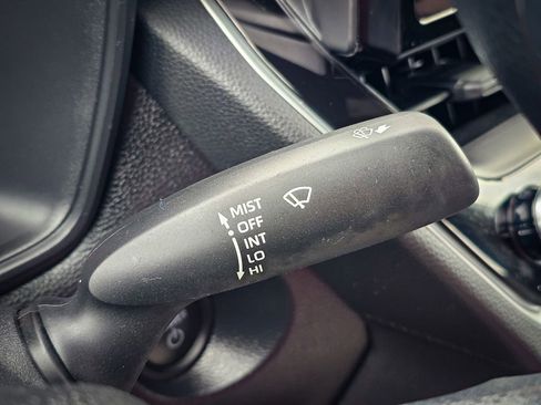 Used 2024 Toyota Corolla Cross AWD Hybrid image 16