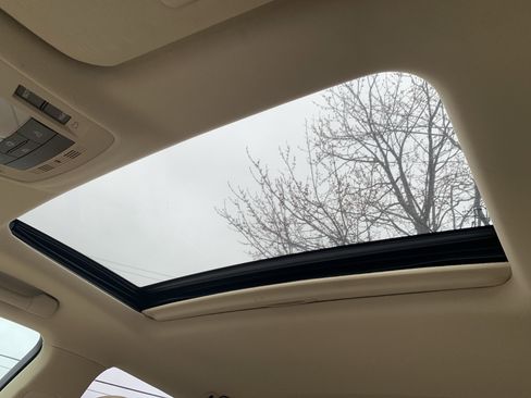 Used 2013 Lexus RX 350 AWD w/ Navigation Pkg image 28