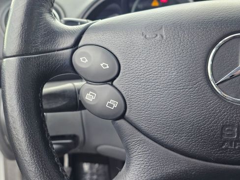 Used 2003 Mercedes-Benz SL 500 image 20