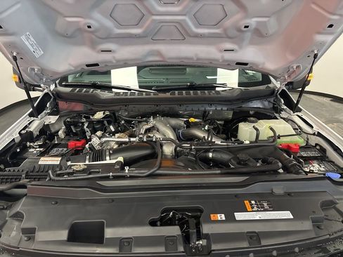 New 2026 Ford F250 Lariat w/ Black Appearance Package image 19