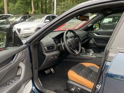 New 2024 Maserati Levante Trofeo image 20