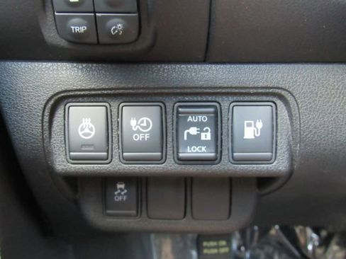 Used 2015 Nissan Leaf S w/ Charge Package image 29