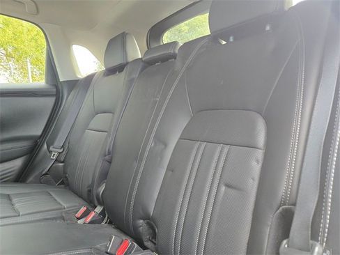 Used 2023 Honda HR-V EX-L image 9