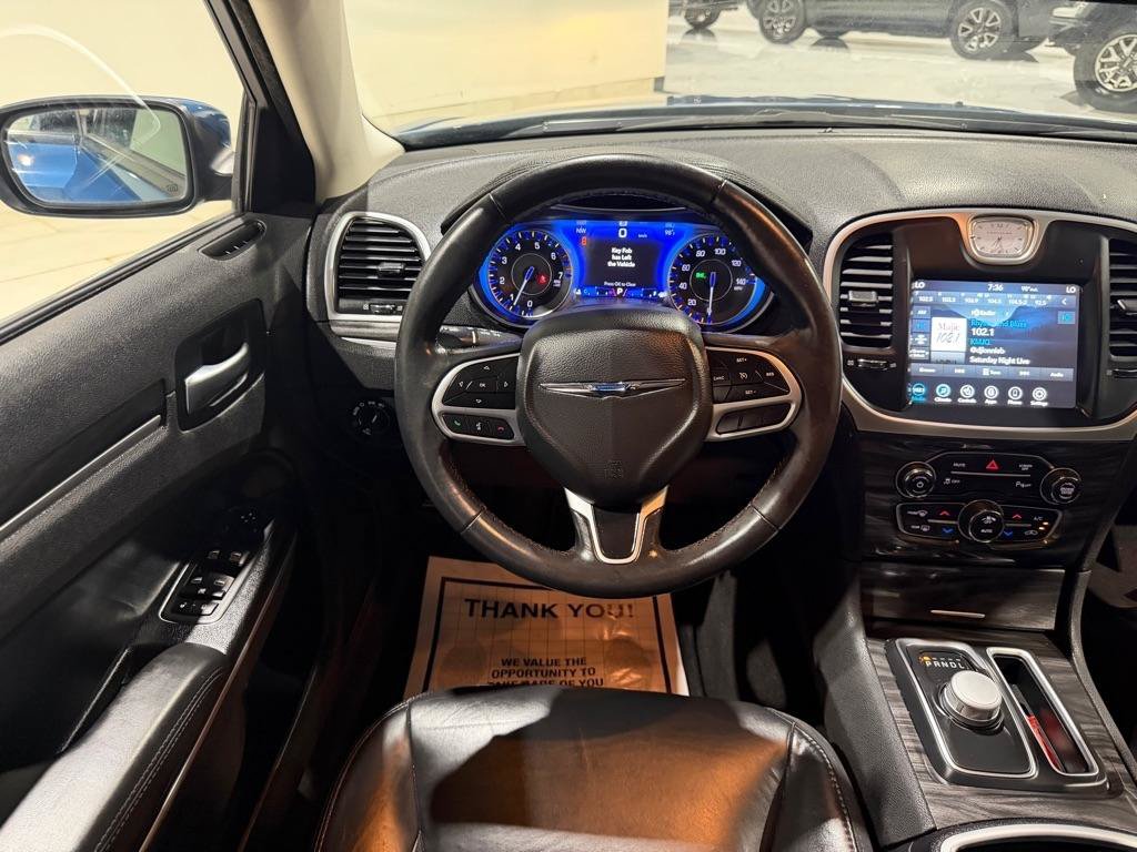 Used 2021 Chrysler 300 Touring L RWD image 24
