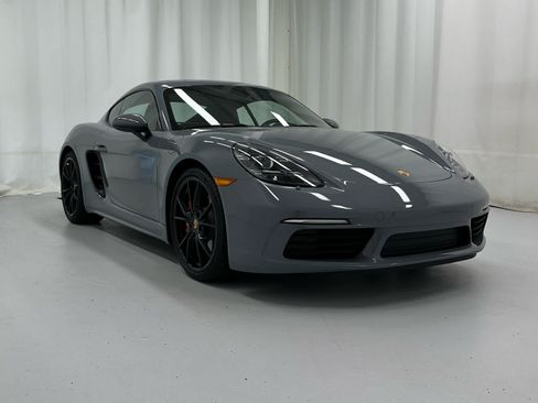 Used 2025 Porsche 718 Cayman S RWD image 1