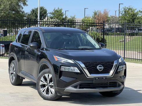 Used 2023 Nissan Rogue SV FWD image 1