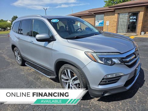 Used 2017 Honda Pilot Elite image 1