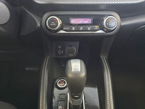 Used 2020 Nissan Kicks SV FWD image 37