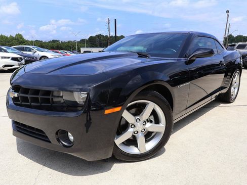 Used 2013 Chevrolet Camaro LT RWD image 2