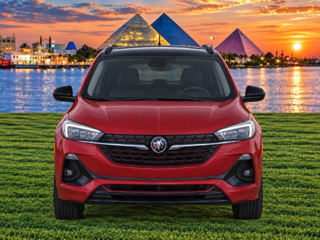 Used 2020 Buick Encore GX Select w/ Advanced Technology Package FWD image 2