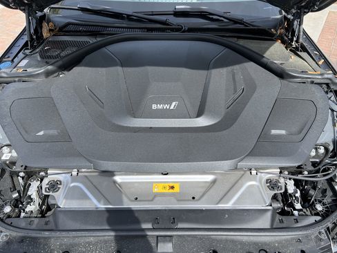 Certified 2024 BMW i4 eDrive35 w/ Premium Package image 34