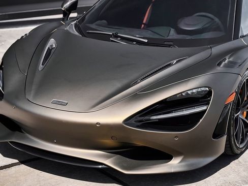 Used 2025 McLaren 750S Spider RWD image 7