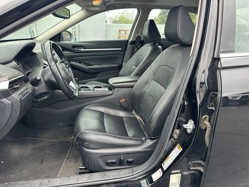 Used 2020 Nissan Altima 2.5 SL FWD image 8
