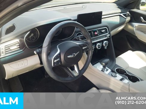 Used 2023 Genesis G70 2.0T RWD image 5
