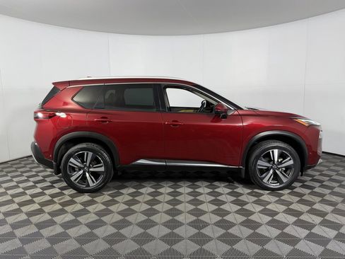 Used 2023 Nissan Rogue Platinum w/ Platinum Premium Package image 3