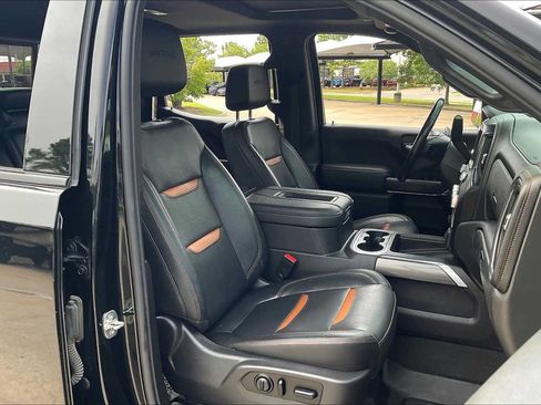 Used 2021 GMC Sierra 1500 AT4 w/ AT4 Value Package AWD/4WD image 9