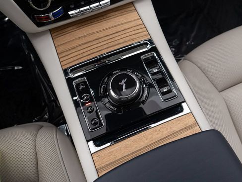 Certified 2022 Rolls-Royce Ghost AWD/4WD image 39