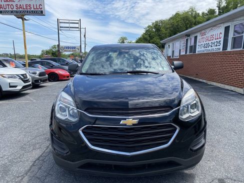 Used 2017 Chevrolet Equinox LS AWD/4WD image 2