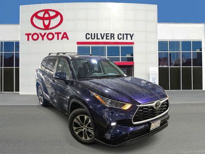 Used 2025 Toyota Highlander XLE