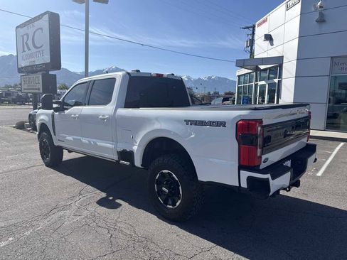 Used 2025 Ford F350 Platinum w/ Tremor Off-Road Package AWD/4WD image 8