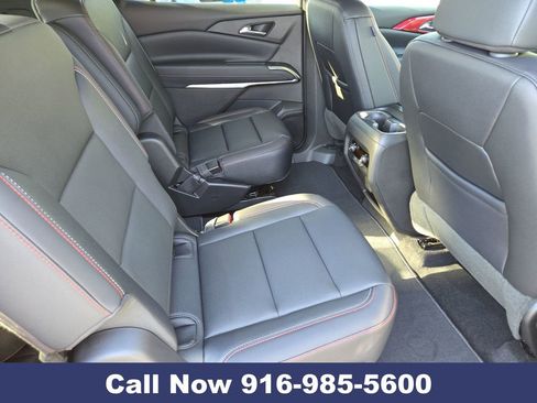 New 2026 Chevrolet Traverse Z71 w/ Driver Confidence Package image 31