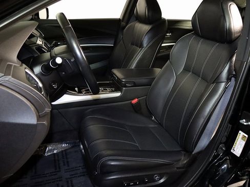 Used 2018 Acura RLX w/ Technology Package image 4