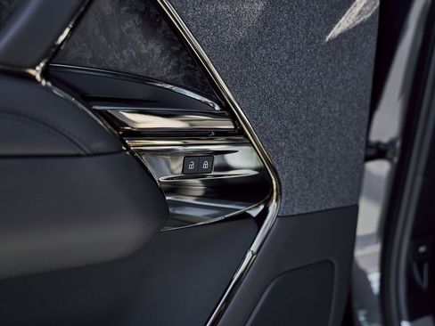 Used 2025 Land Rover Range Rover Sport Autobiography image 27