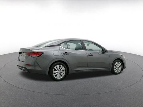 Used 2025 Nissan Sentra S FWD image 11