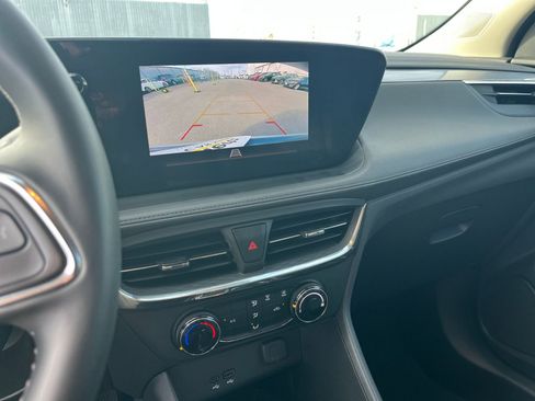 Used 2025 Buick Encore GX Preferred image 21