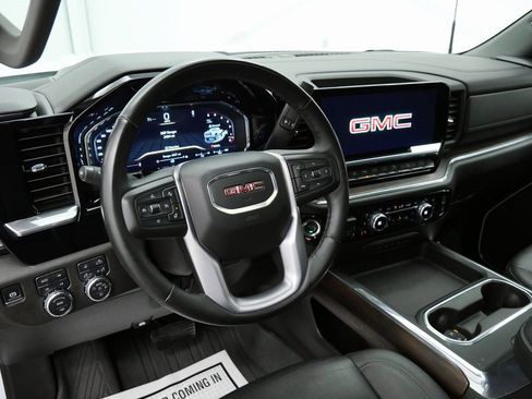 Used 2025 GMC Sierra 3500 SLT w/ SLT Premium Package image 13