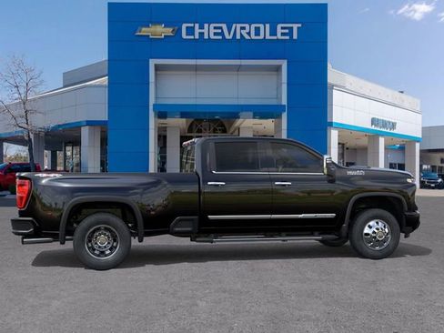 New 2026 Chevrolet Silverado 3500 High Country w/ High Country Premium Package image 5