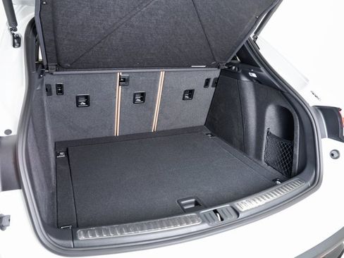 New 2025 Porsche Macan image 29