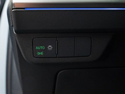 Used 2023 Audi Q4 e-tron Premium Plus w/ Premium Plus RWD image 41
