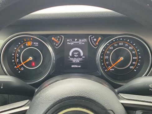 Used 2018 Jeep Wrangler Unlimited Sport AWD/4WD image 31