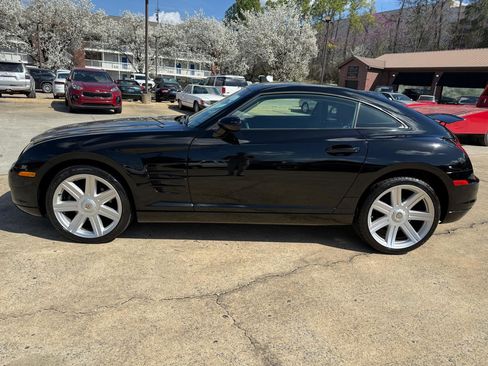 Used 2005 Chrysler Crossfire Coupe image 2