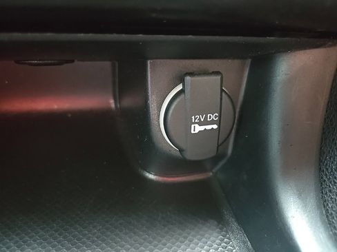 Used 2018 Dodge Charger SXT image 55