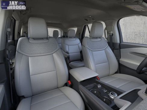 New 2026 Ford Explorer Active w/ Active Comfort Package AWD/4WD image 13