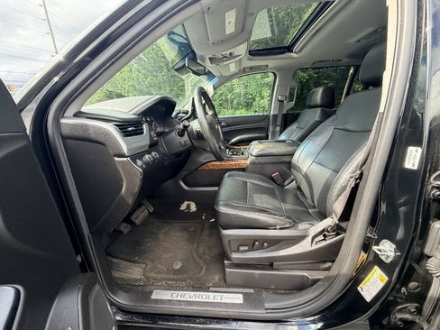 Used 2015 Chevrolet Suburban LTZ AWD/4WD image 42