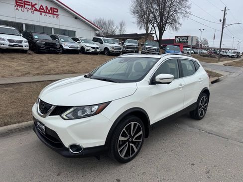 Used 2017 Nissan Rogue Sport SL w/ SL Premium Package image 1