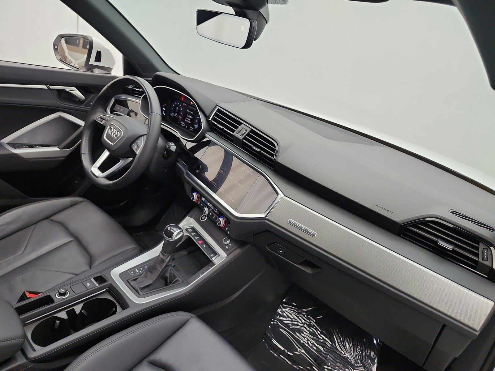 Used 2024 Audi Q3 2.0T Premium AWD/4WD image 19