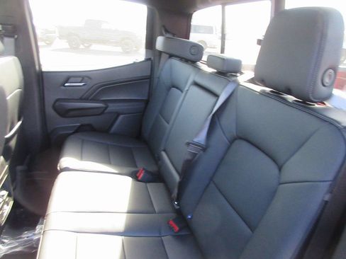 New 2026 GMC Canyon Elevation w/ Convenience Package image 15